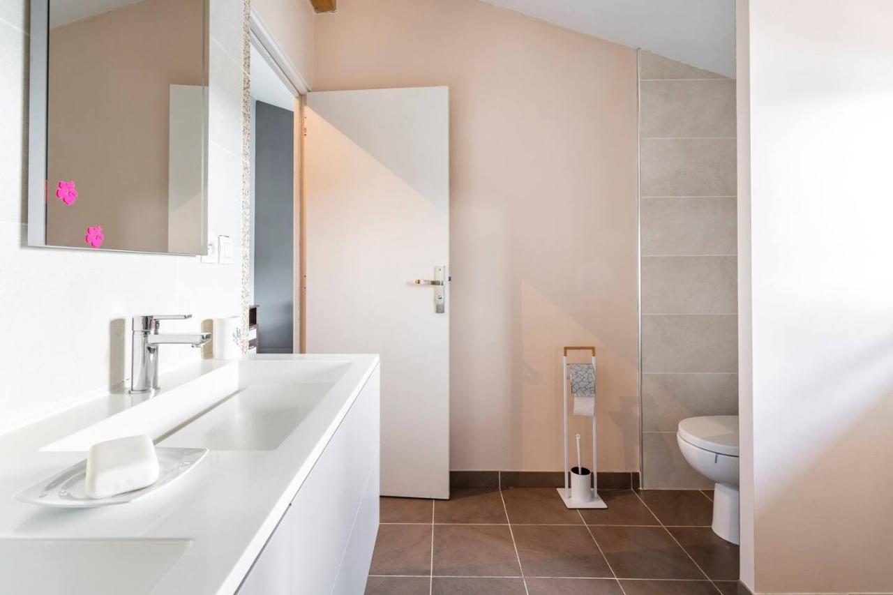 Grande Chambre Privee Avec Salle De Bain Et Wc Labarthe-sur-Leze Luaran gambar